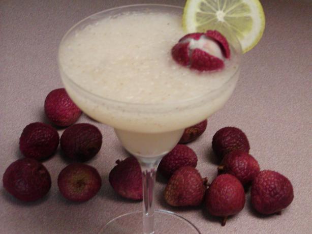 CBE Lychee Pulp by Flavour World SA, fresh lychee fruit pulp in a clear container for cooking or beverages.
