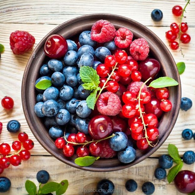 SSA Forest Fruit flavor by Flavour World SA, showing vibrant forest berries and fruit ingredients in a clear container.